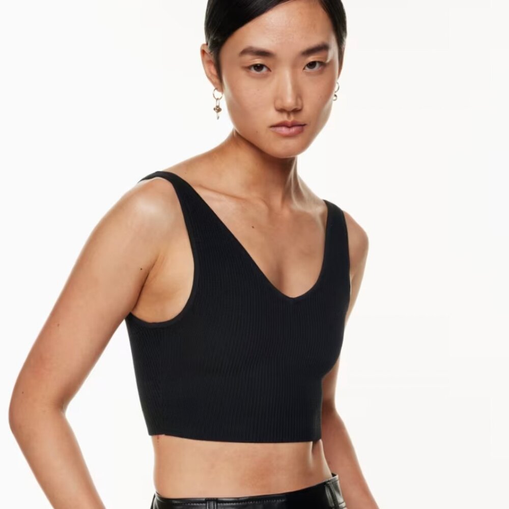 Aritzia Babaton Black Sculpt Knit Double V Cropped Ribbed knit tank size S